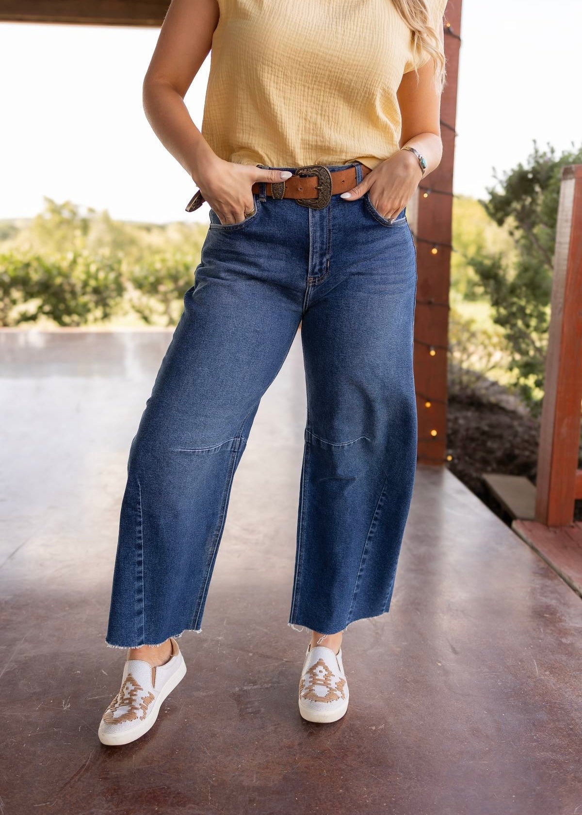 Barrel Jeans - Dark Wash